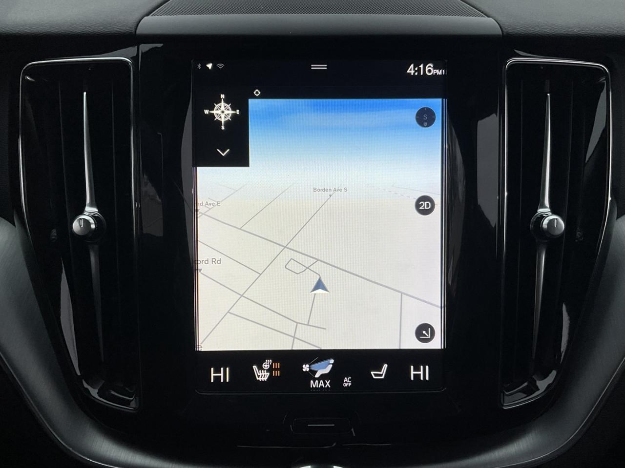 2018 Volvo XC60 T6 Momentum AWD - LTHR! NAV! 360 CAM! BSM! PANO RO Photo