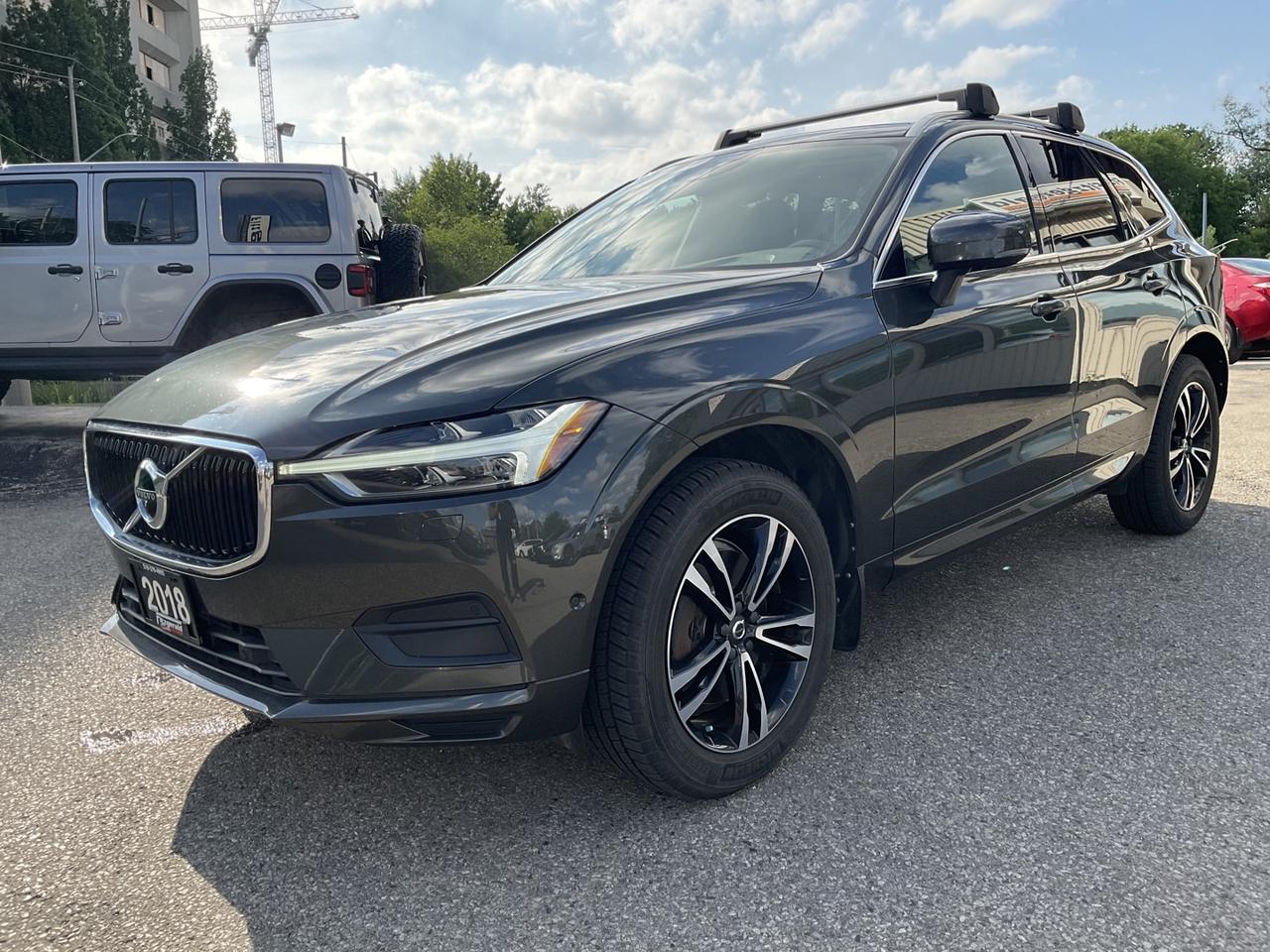 2018 Volvo XC60 T6 Momentum AWD - LTHR! NAV! 360 CAM! BSM! PANO RO Photo
