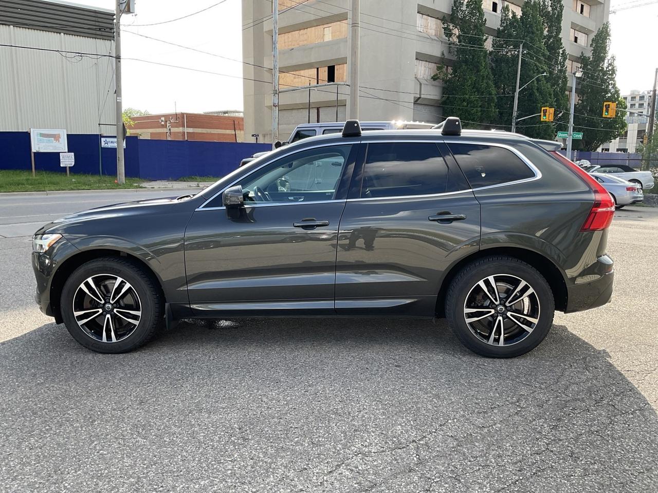 2018 Volvo XC60 T6 Momentum AWD - LTHR! NAV! 360 CAM! BSM! PANO RO Photo