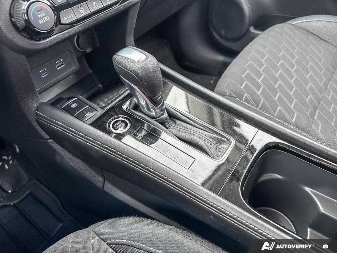 2024 Nissan Kicks SV Photo