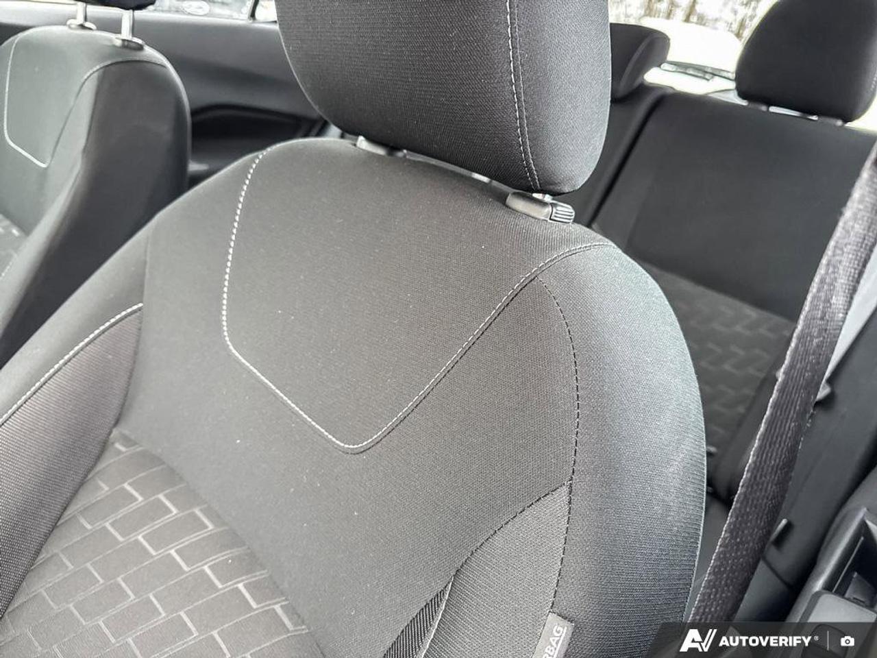 2024 Nissan Kicks SV   Apple Car Play   Android Auto   Heated Seats Photo