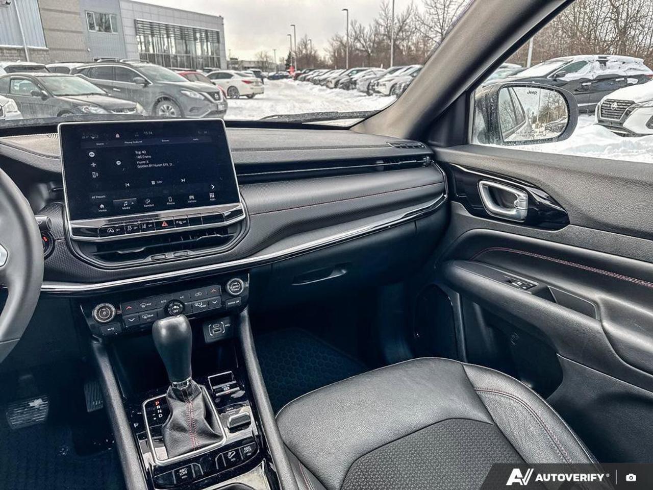 2024 Jeep Compass Trailhawk   Leather Seats   Remote Start   Apple C Photo