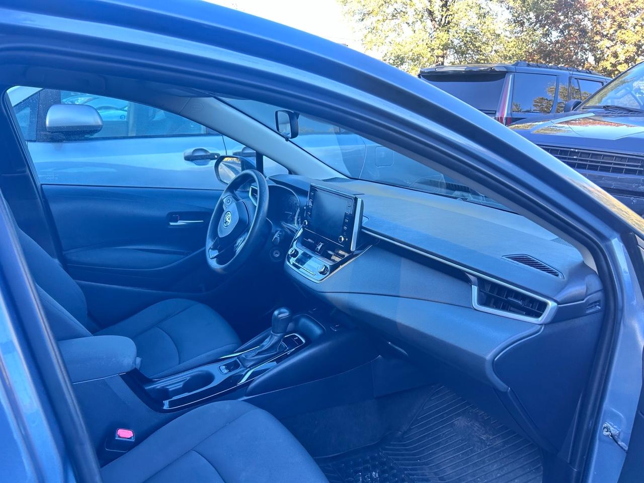 2020 Toyota Corolla LE CVT Photo
