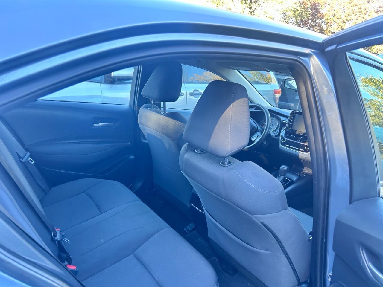 2020 Toyota Corolla LE CVT Photo