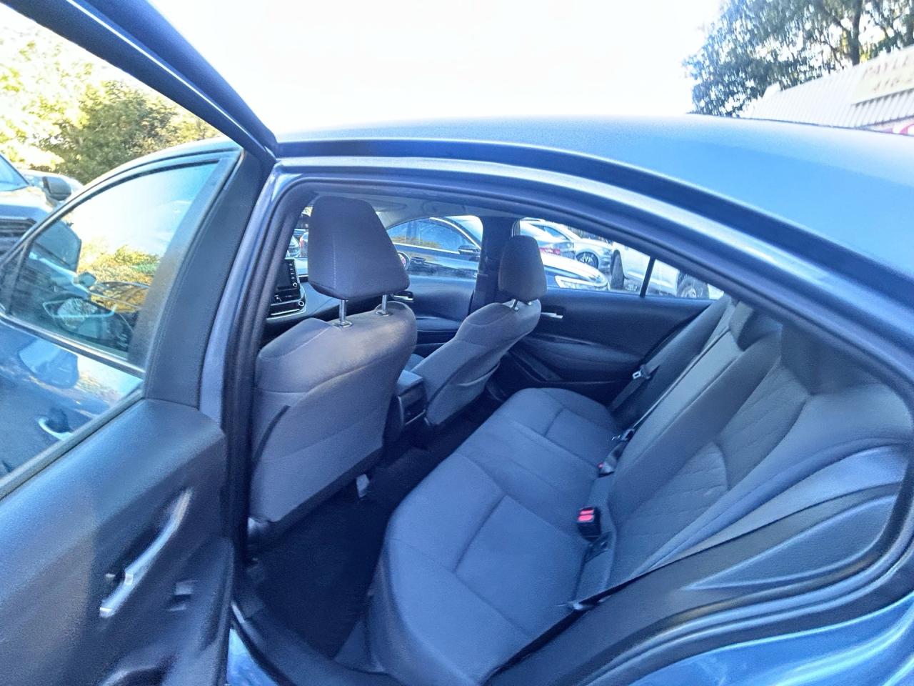 2020 Toyota Corolla LE CVT Photo