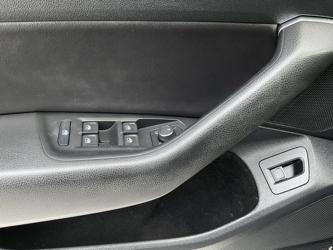 2019 Volkswagen Arteon 4Motion SEL w/ R-Line - LTHR! NAV! BACK-UP CAM! BS Photo