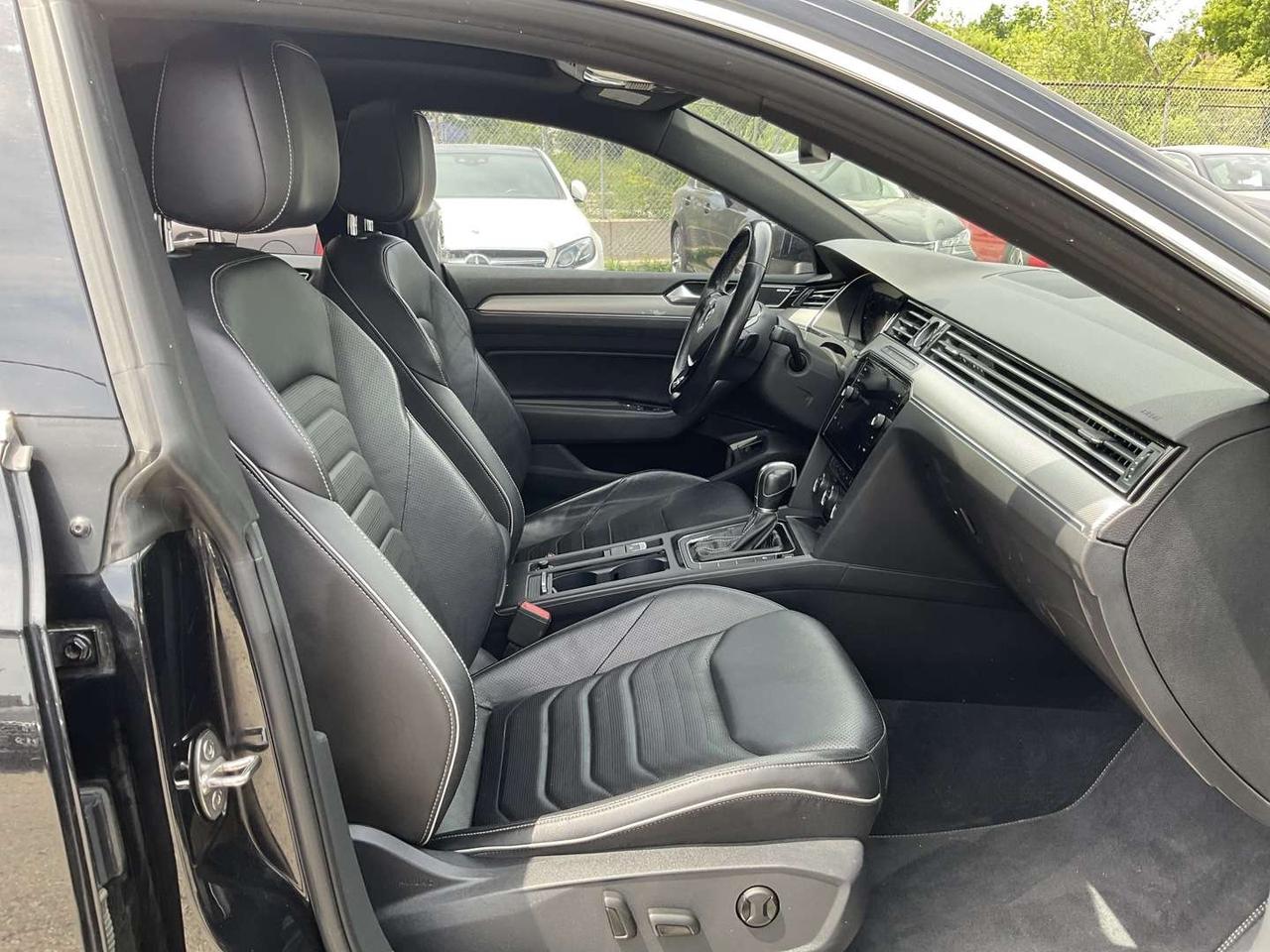 2019 Volkswagen Arteon 4Motion SEL w/ R-Line - LTHR! NAV! BACK-UP CAM! BSM! SUNROOF! Photo