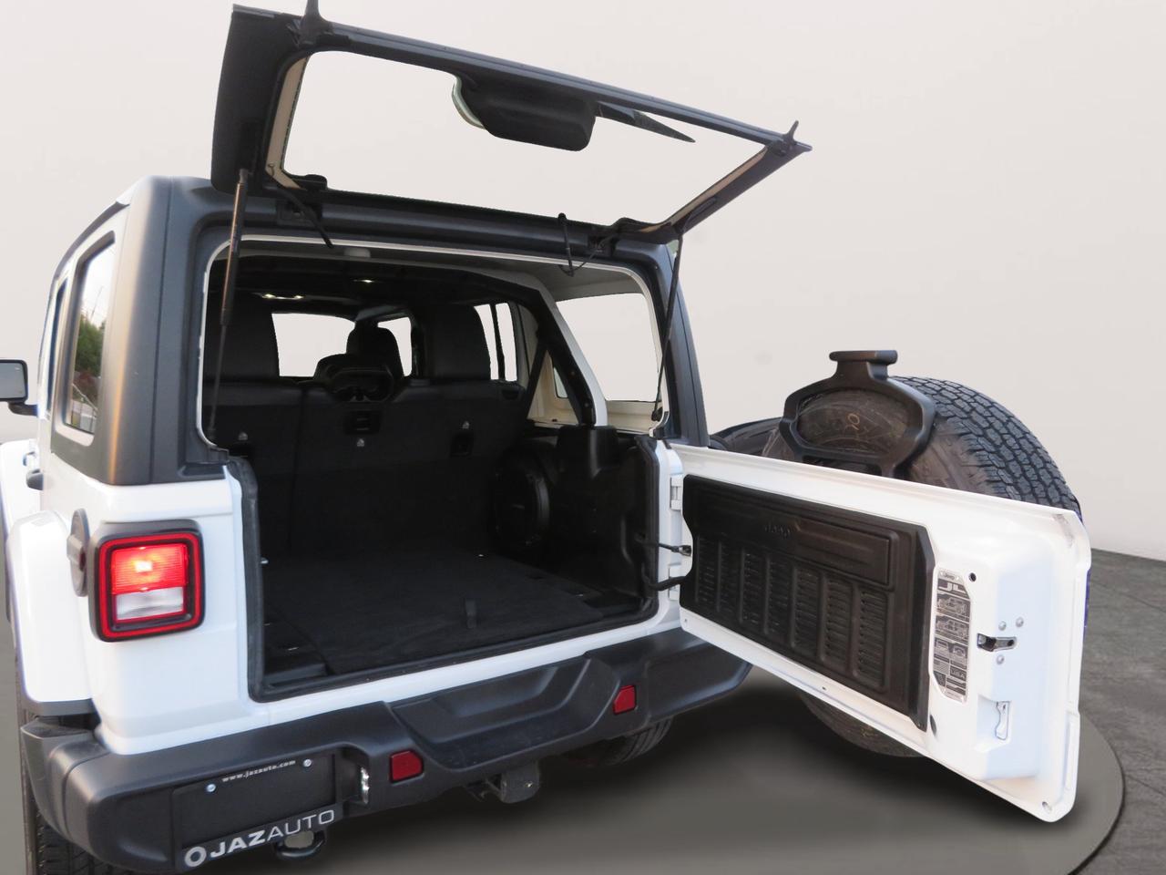 2021 Jeep Wrangler Unlimited Sahara 4X4 Photo