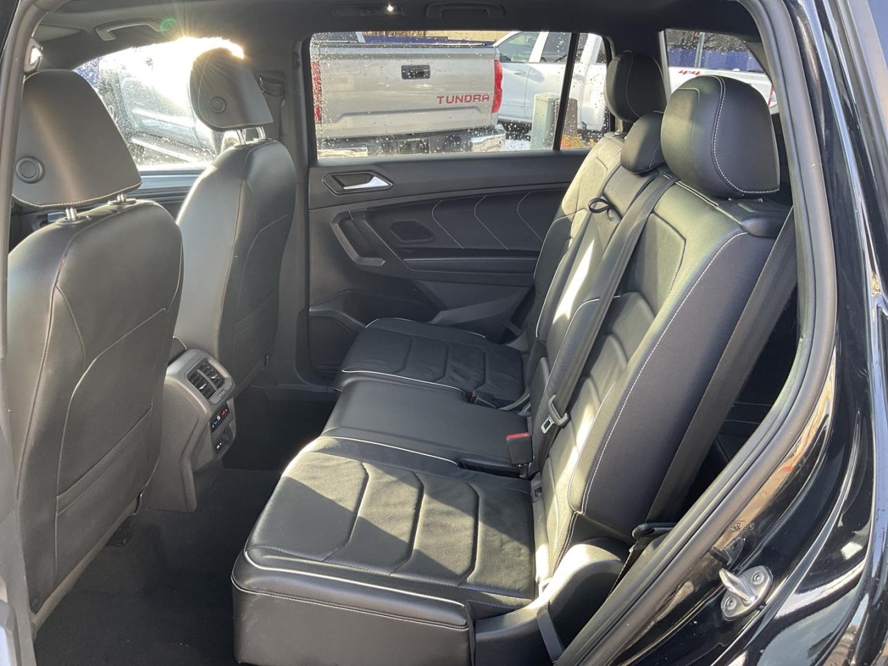 2022 Volkswagen Tiguan HIGHLINE R-Line 4MOTION - 7 PASS! NAV! BACK-UP CAM Photo