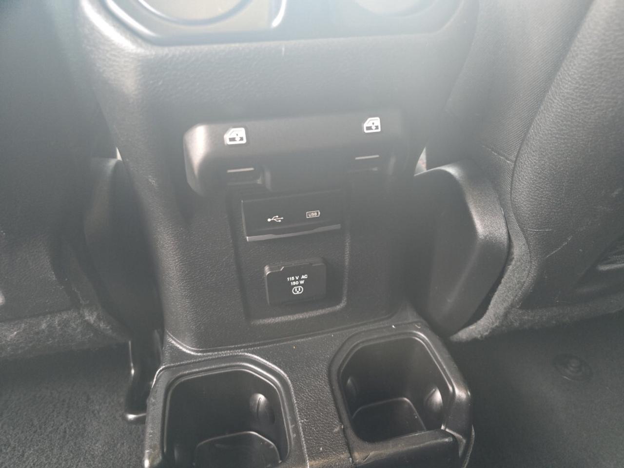 2019 Jeep WRANGLER UNLIMITED Rubicon 4dr 4x4 Manual Photo