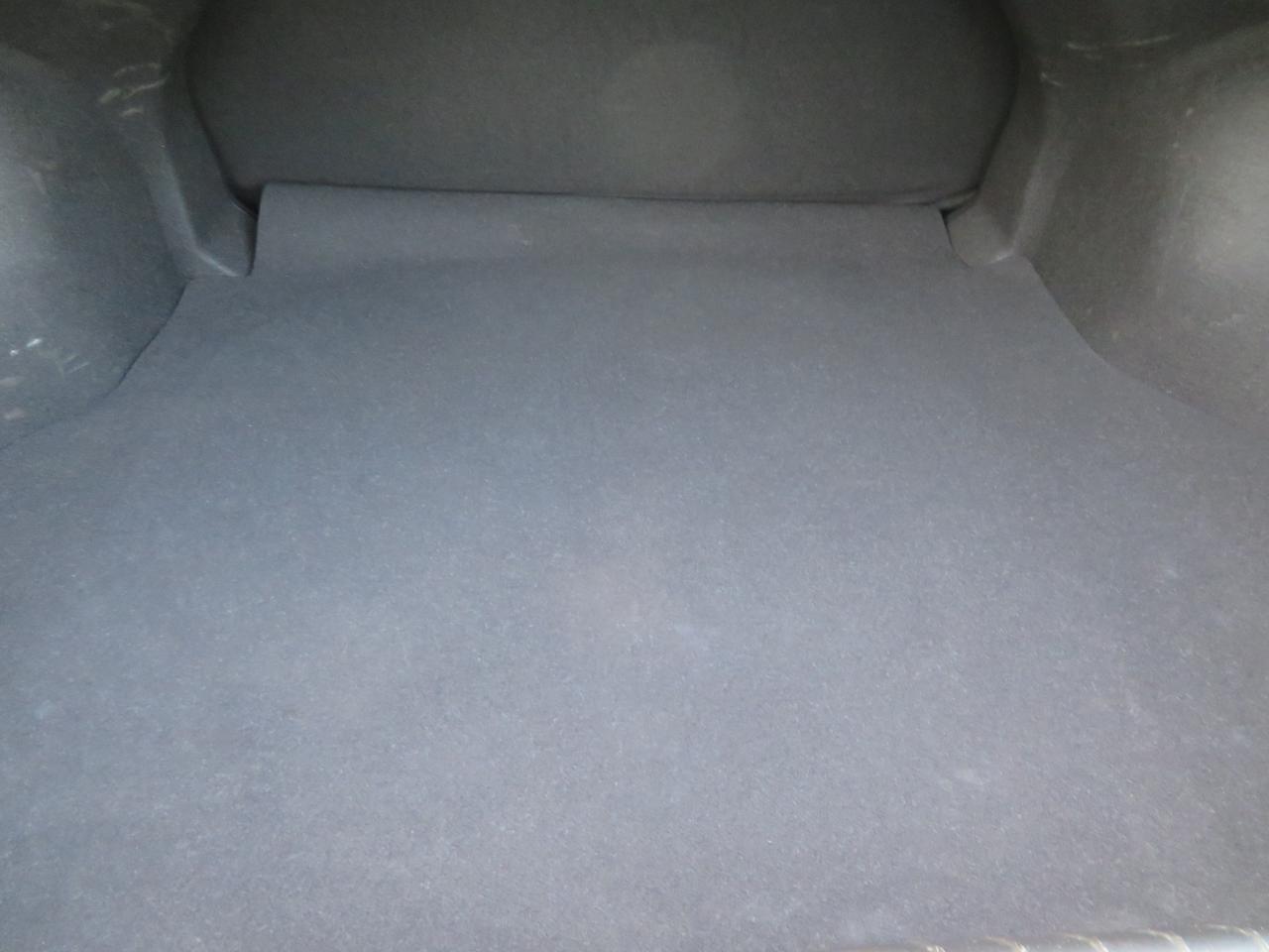 2025 Hyundai Elantra Preferred IVT Photo