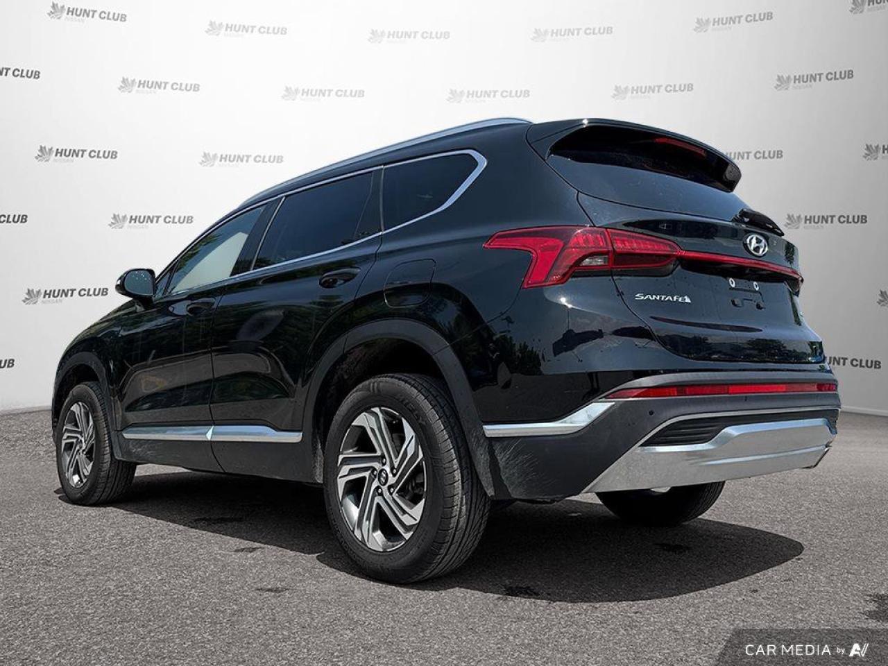 2022 Hyundai Santa Fe Preferred Photo