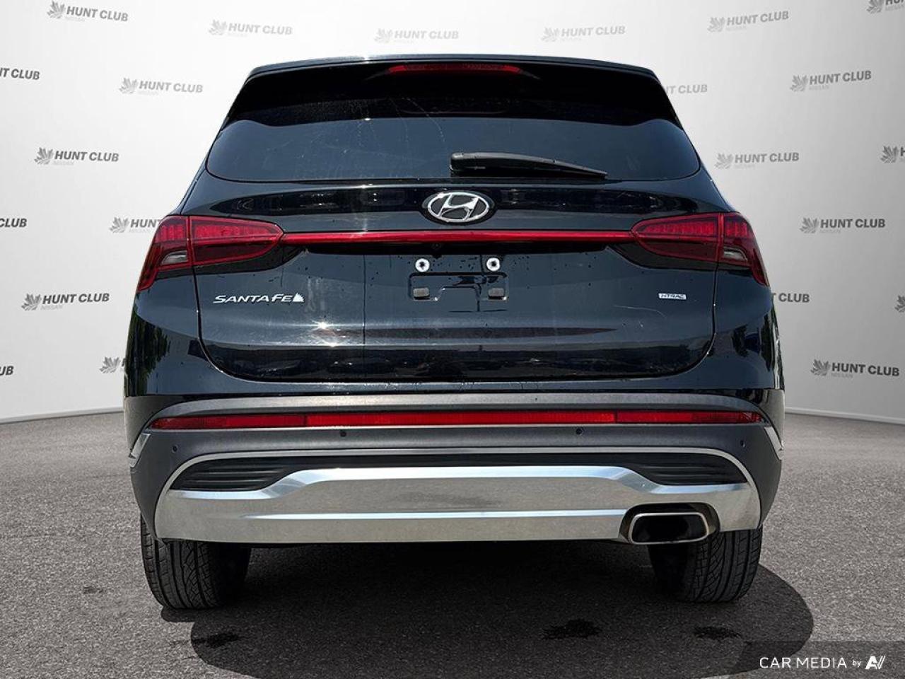 2022 Hyundai Santa Fe Preferred Photo