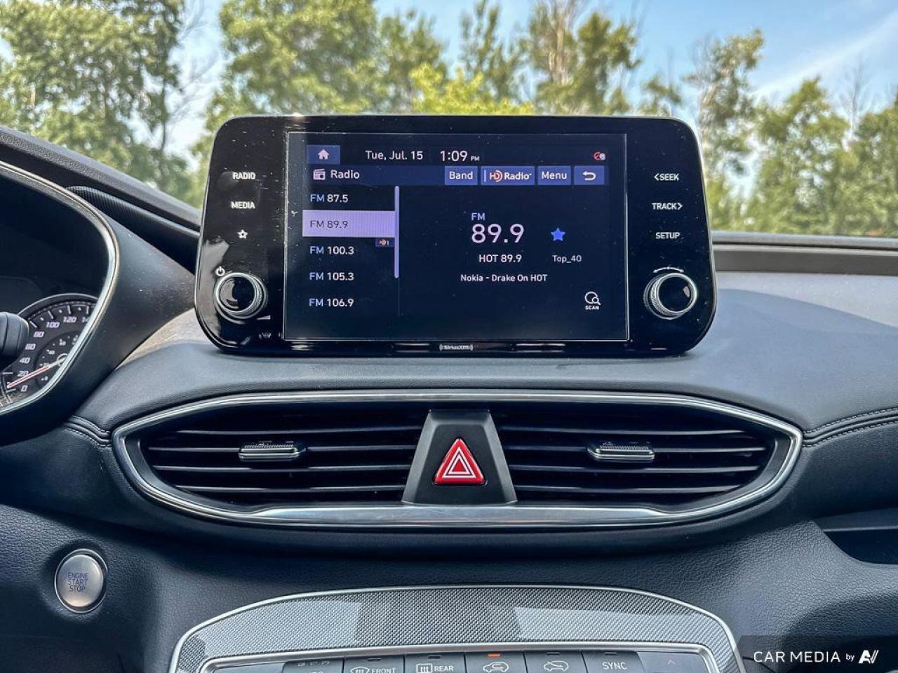 2022 Hyundai Santa Fe Preferred Photo