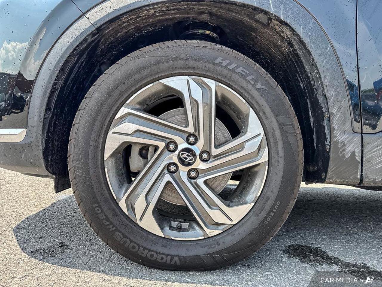 2022 Hyundai Santa Fe Preferred Photo