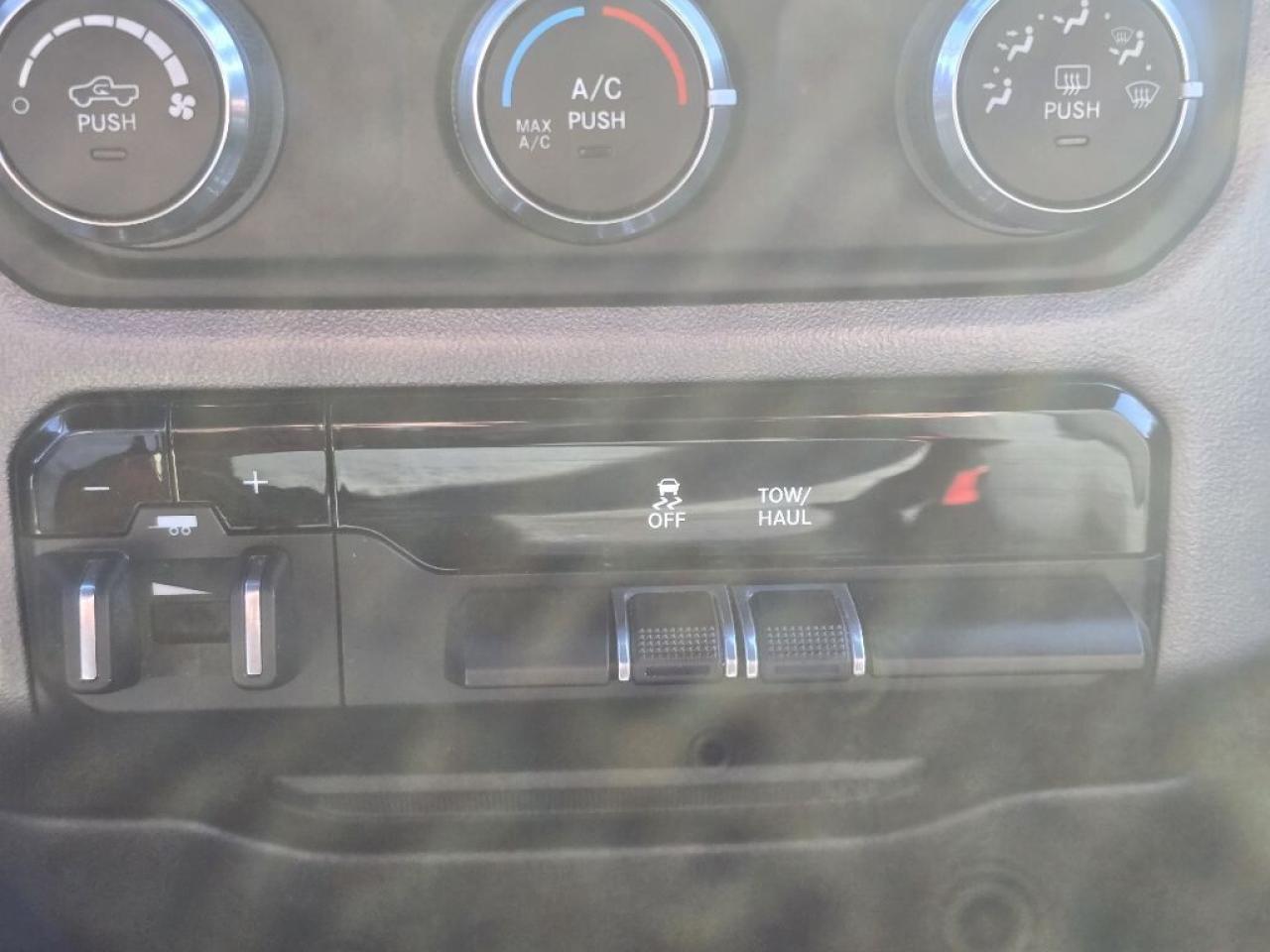 2021 RAM 2500 Big Horn 4x4 Crew Cab 8 ft. box 169 in. WB Automat Photo