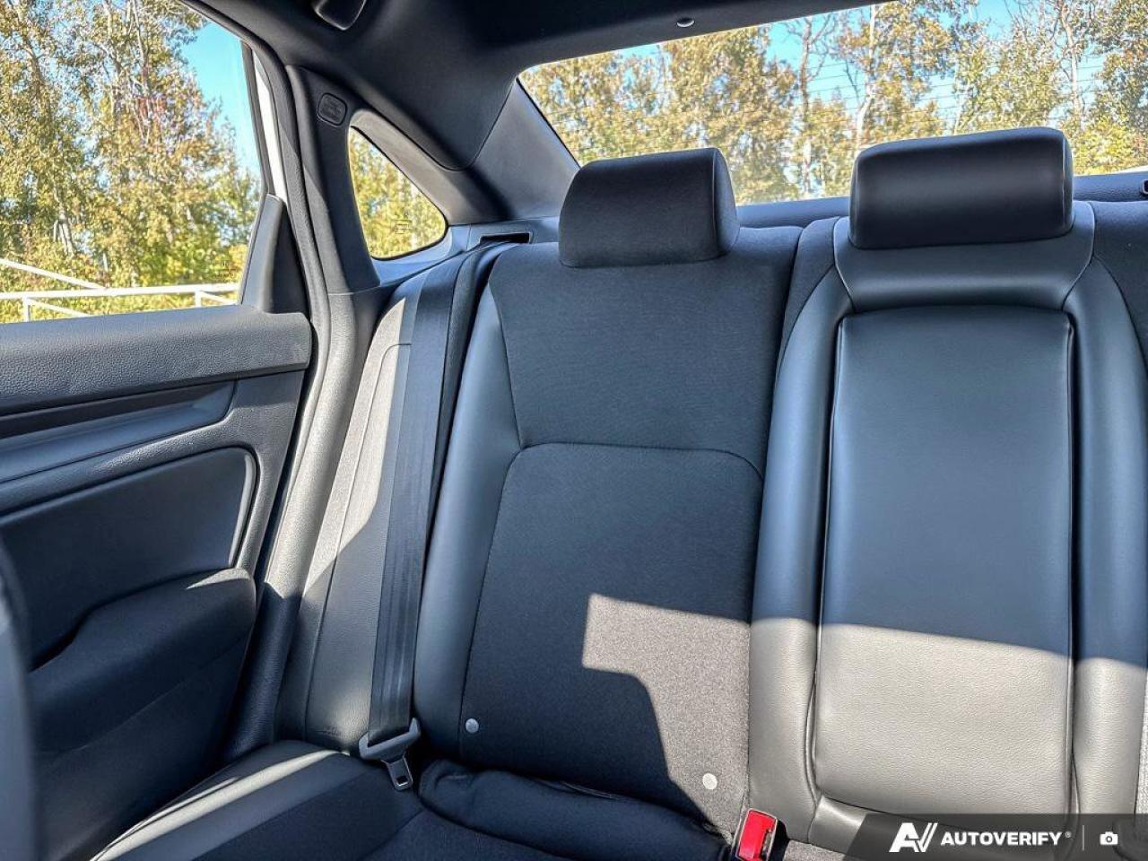 2024 Honda Civic Sedan SPORT Photo