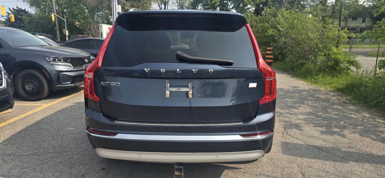 2022 Volvo XC90 T8 eAll-wheel Drive PHEV Inscription *Ltd Avail* Photo4