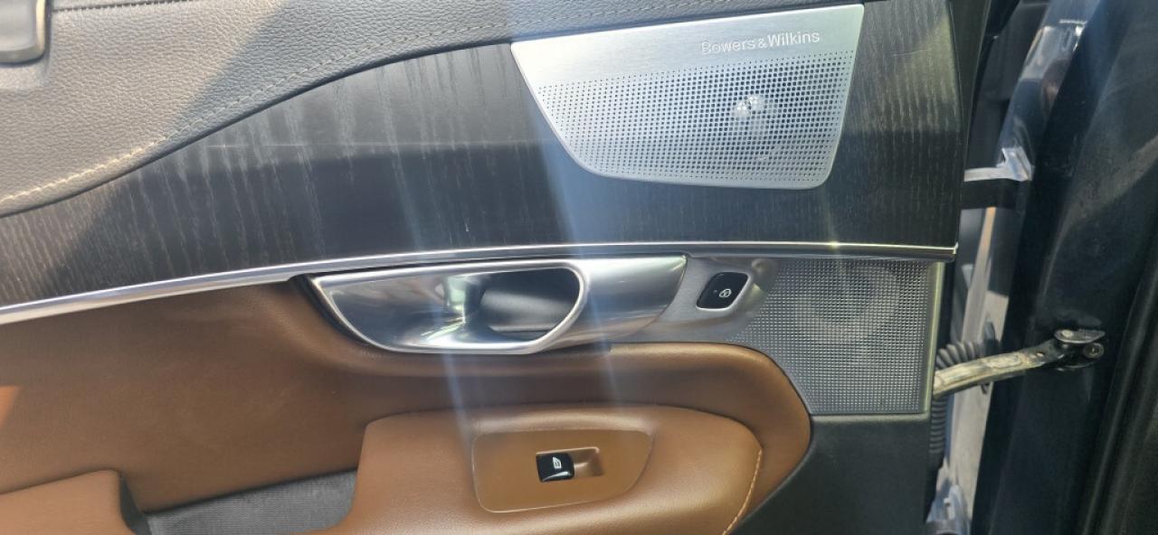 2022 Volvo XC90 T8 eAll-wheel Drive PHEV Inscription *Ltd Avail* Photo