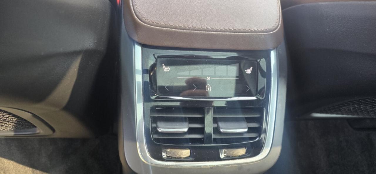 2022 Volvo XC90 T8 eAll-wheel Drive PHEV Inscription *Ltd Avail* Photo