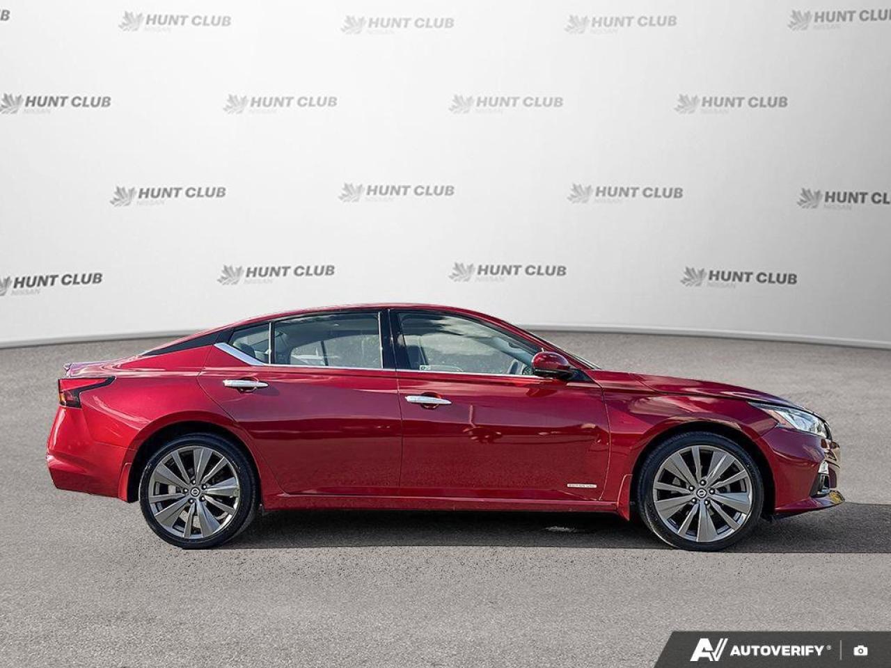 2019 Nissan Altima 2.5 Platinum   EDITION 1 Photo