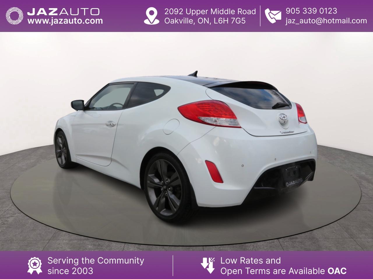 2015 Hyundai Veloster 3dr Cpe Auto w/Tech Photo3