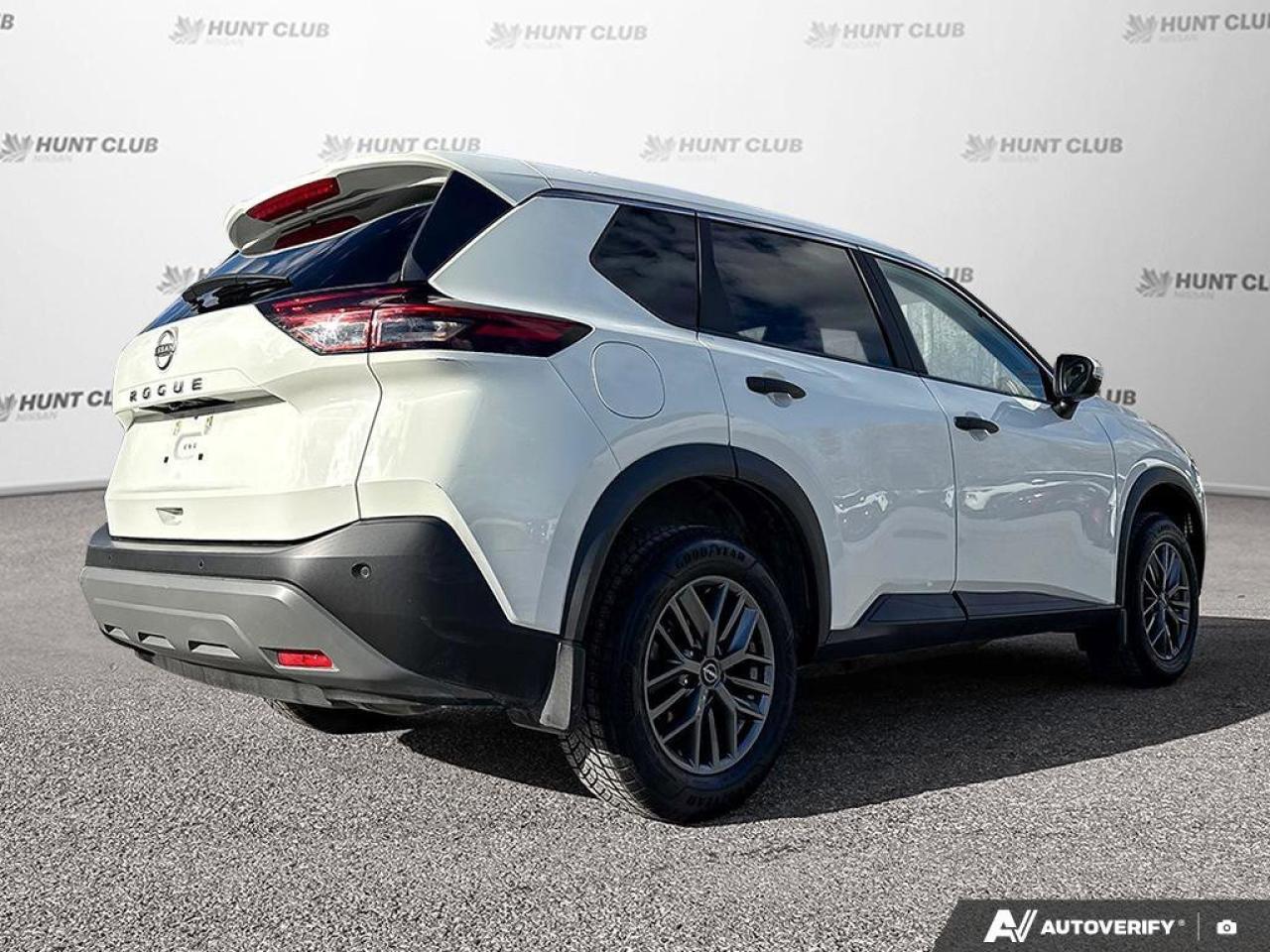 2023 Nissan Rogue S Photo