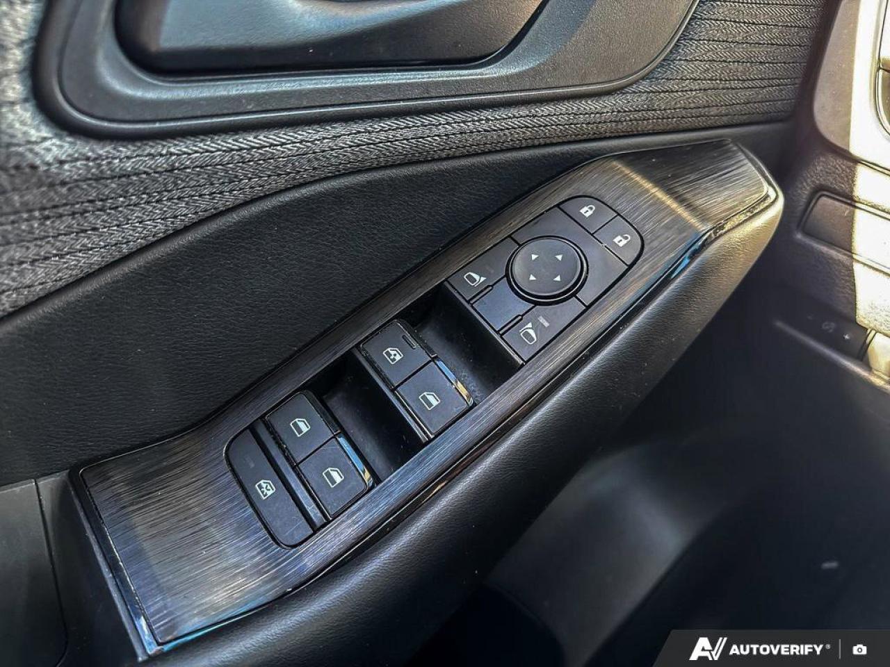 2023 Nissan Rogue S Photo