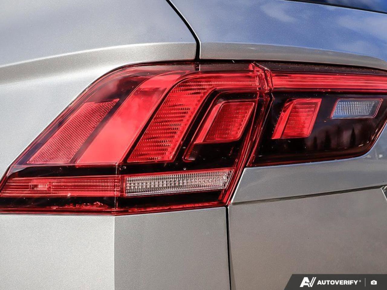 2022 Volkswagen Tiguan Highline R-LineONE-OWNER, ACCIDENT-FREE, SUNROOF, Photo