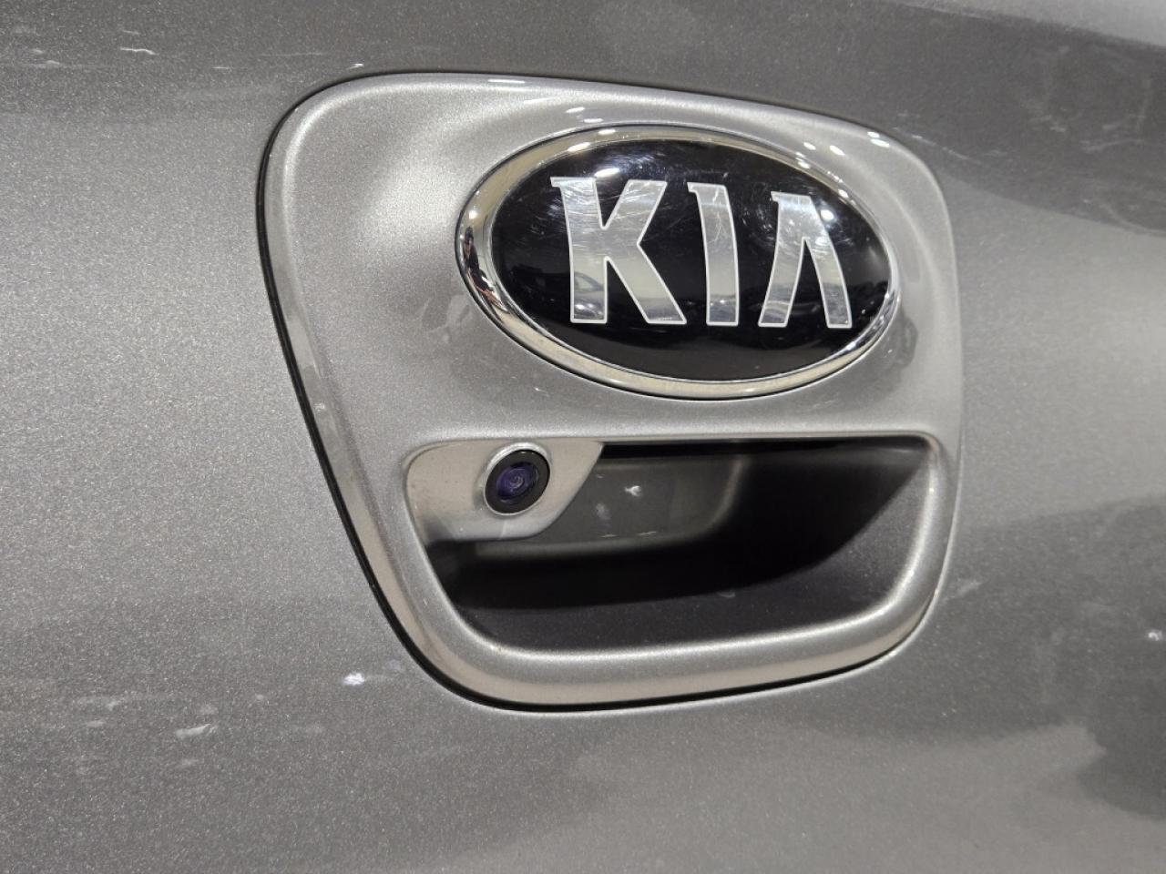 2021 Kia Rio EX Premium  No Accidents Sunroof Heated seats Allo Photo