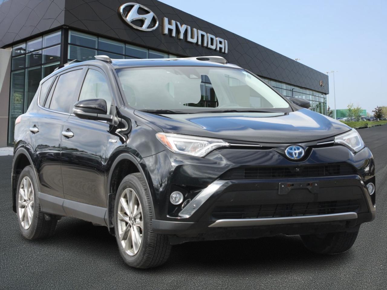 2016 Toyota RAV4 Hybrid Limited AWD / Leather / Heated Seats / Sunroof Photo2
