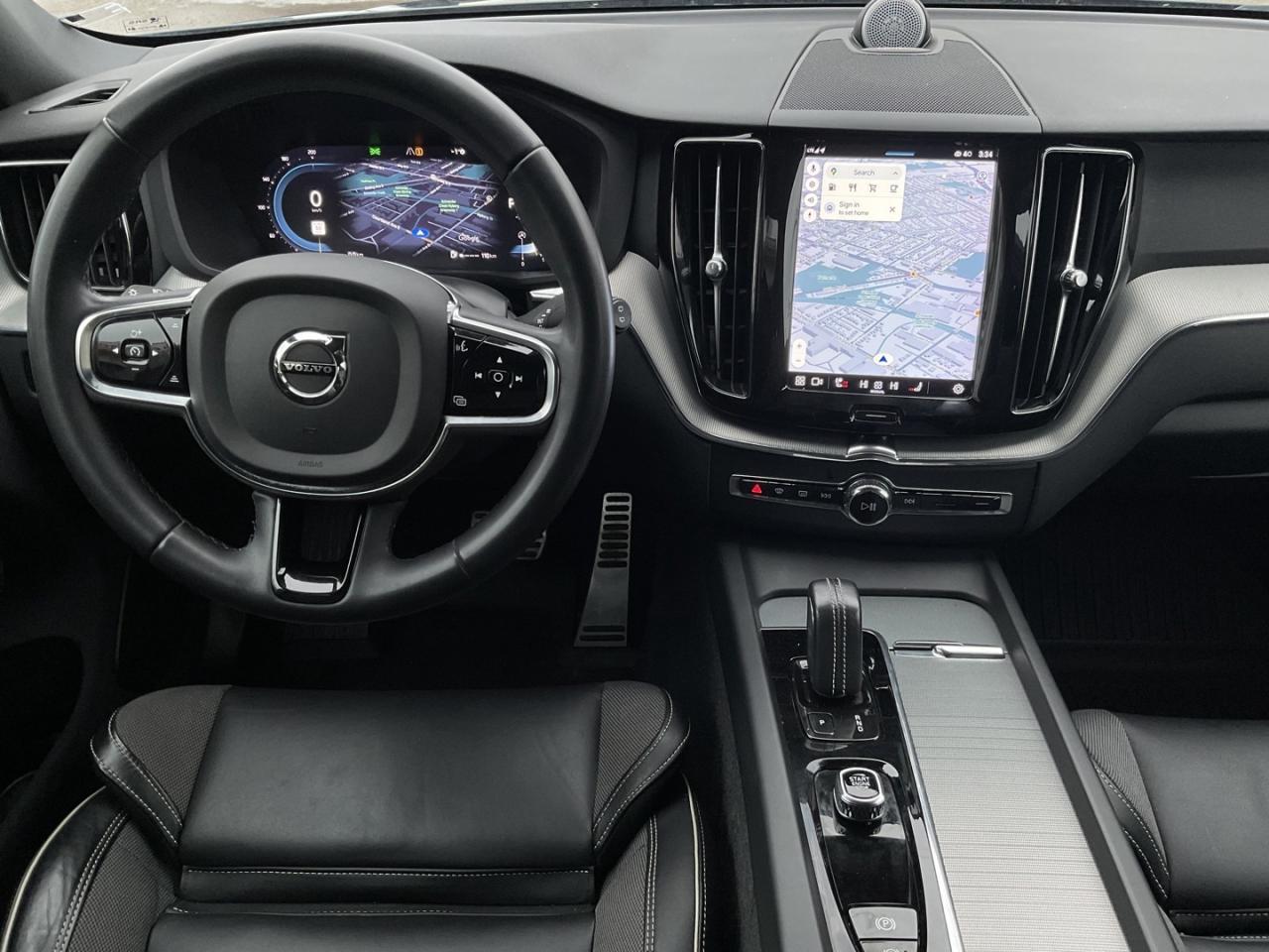 2022 Volvo XC60 B6 R-Design AWD - BOWERS & WILKINS! NAV! 360 CAM! Photo