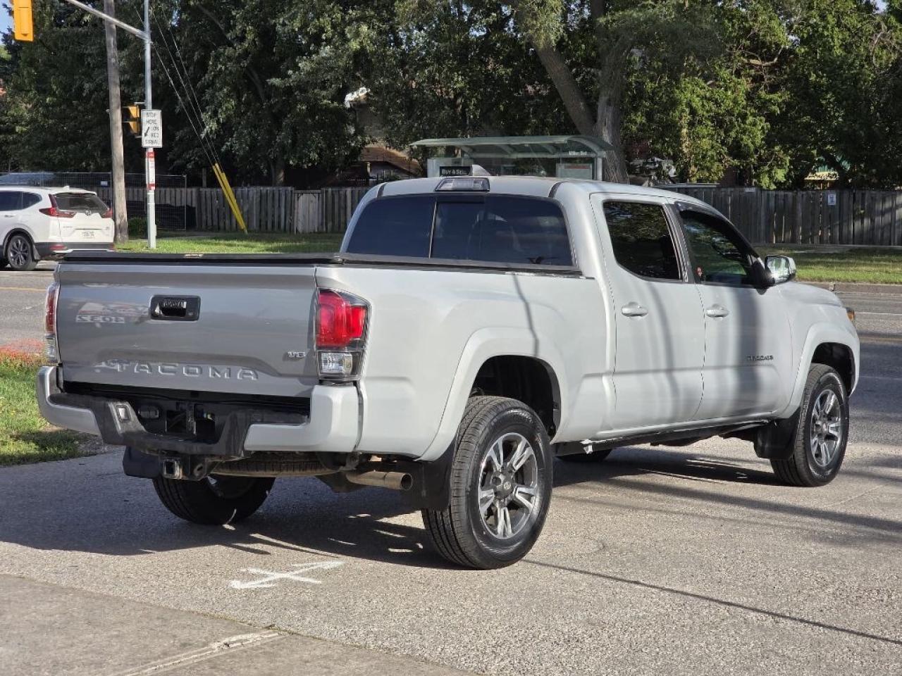 2019 Toyota Tacoma SR5 V6 4x4   TOYOTA TACOMA DOUBLE CAB/SR5/TRD SPOR Photo