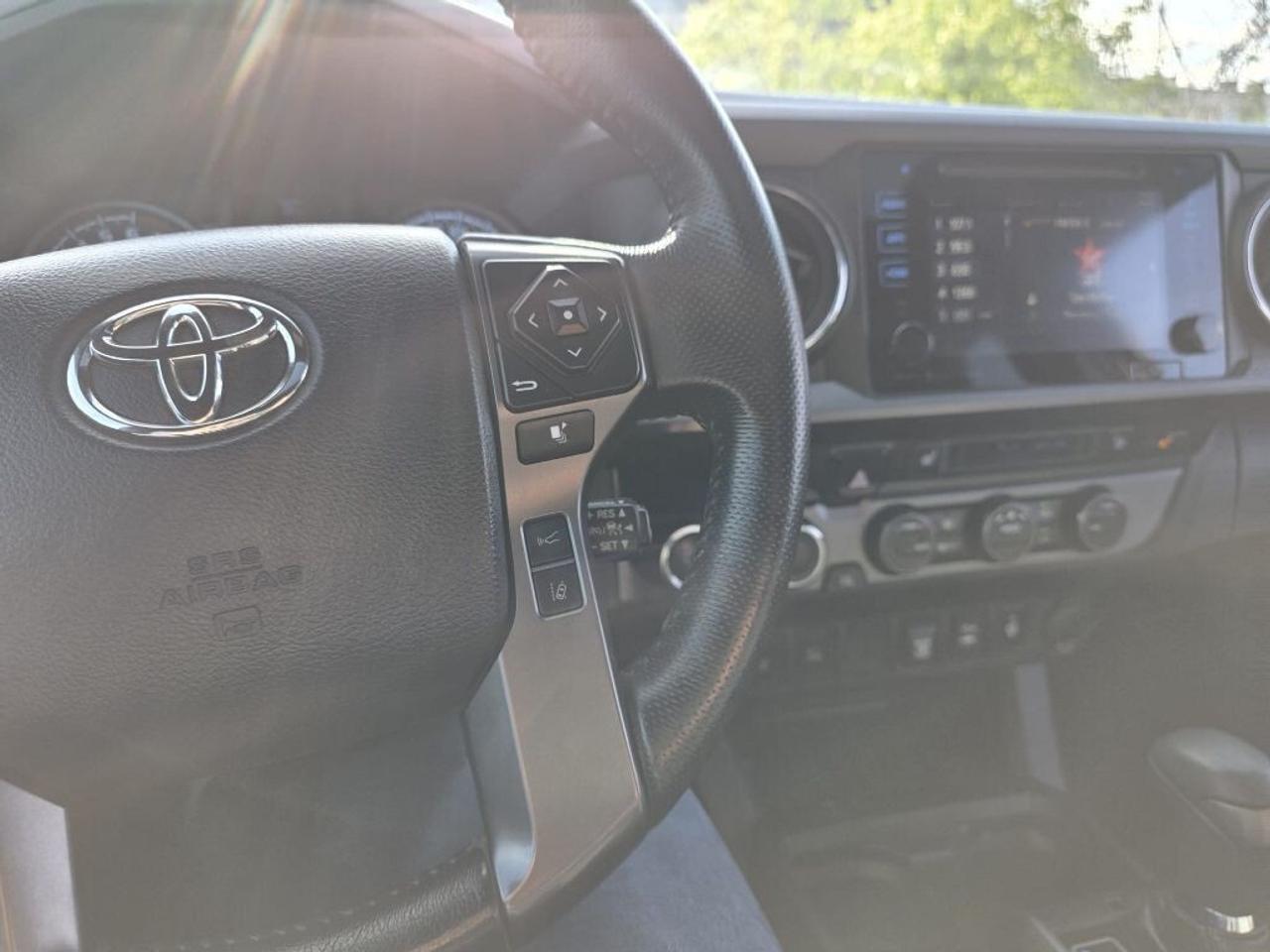2019 Toyota Tacoma SR5 V6 4x4   TOYOTA TACOMA DOUBLE CAB/SR5/TRD SPOR Photo