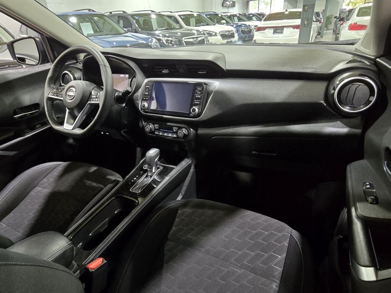 2024 Nissan Kicks SV CVT No Accidents One Owner APPLE CAR-PLAY PARK Photo