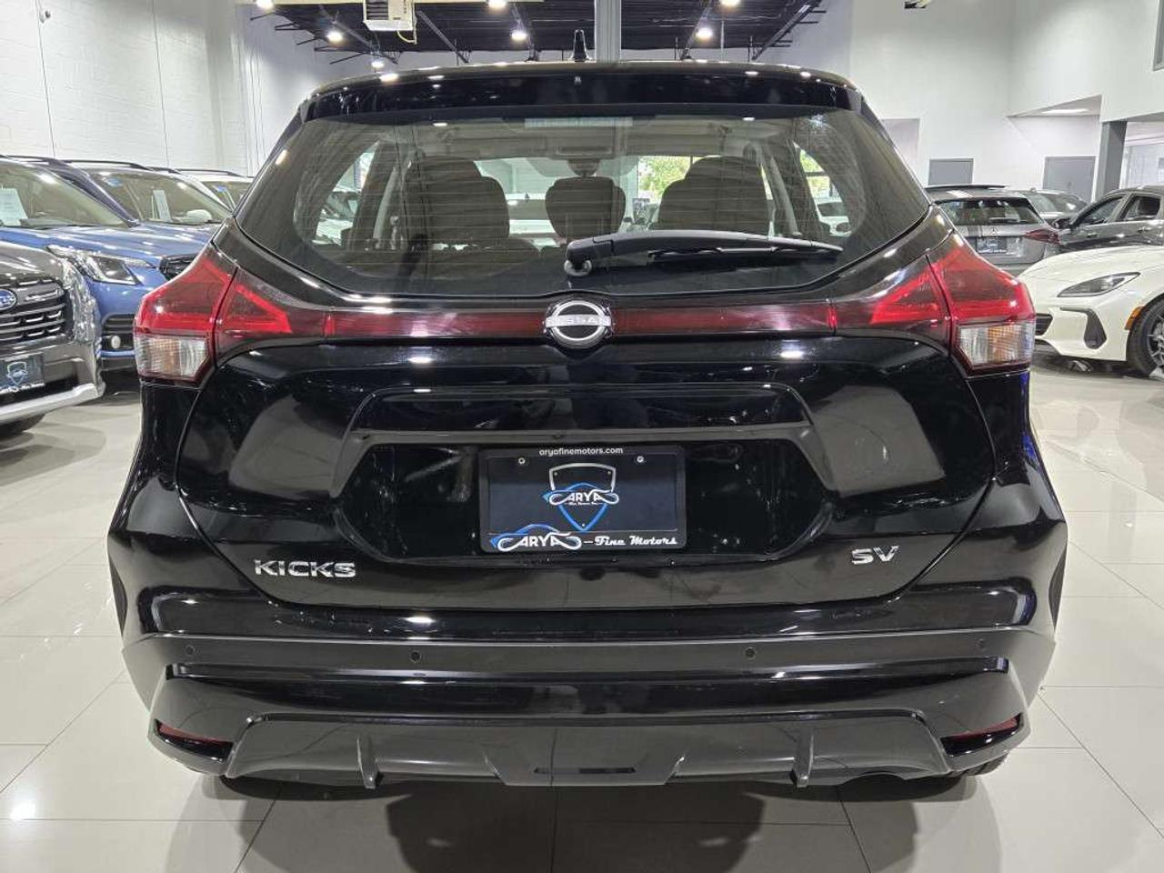 2024 Nissan Kicks SV CVT No Accidents One Owner APPLE CAR-PLAY PARK ASSIST Photo