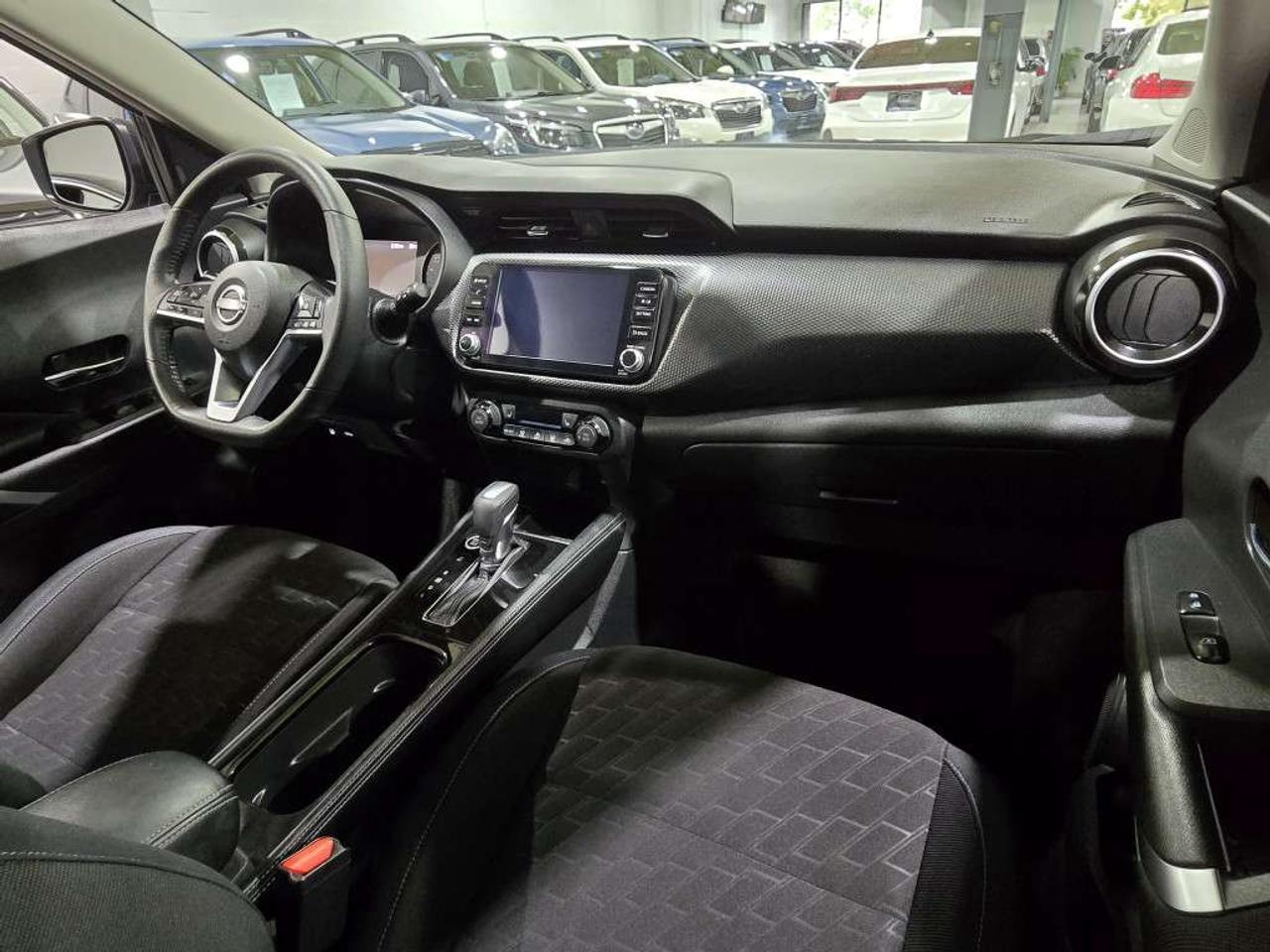 2024 Nissan Kicks SV CVT No Accidents One Owner APPLE CAR-PLAY PARK ASSIST Photo