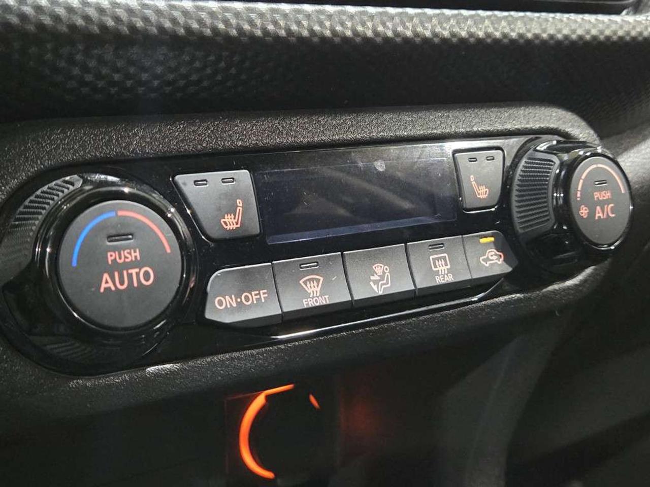 2024 Nissan Kicks SV CVT No Accidents One Owner APPLE CAR-PLAY PARK ASSIST Photo