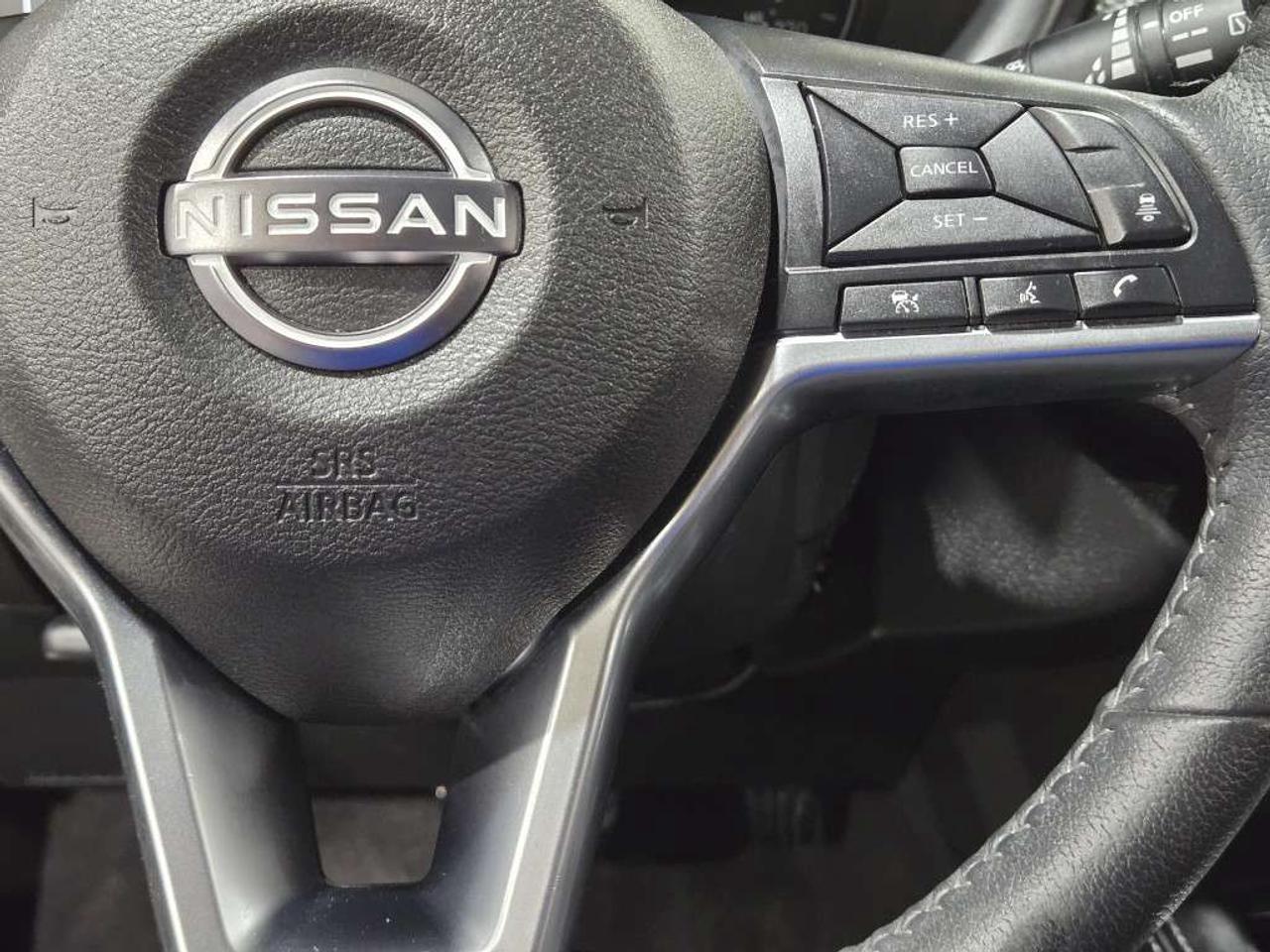 2024 Nissan Kicks SV CVT No Accidents One Owner APPLE CAR-PLAY PARK ASSIST Photo