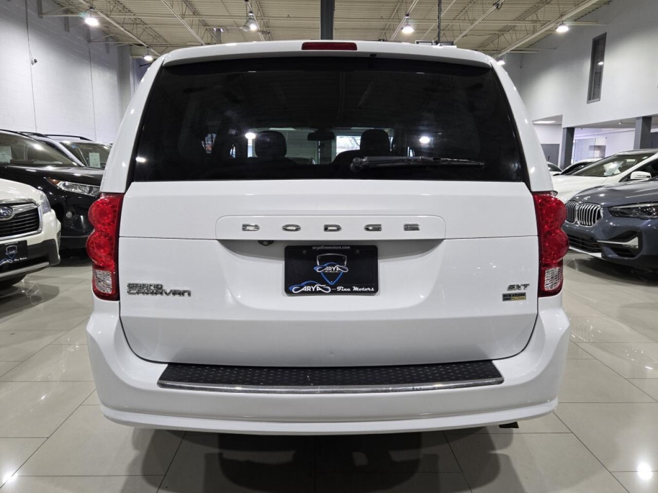 2017 Dodge Grand Caravan SXT STOW N GO Alloy Wheels Winter Tires Photo