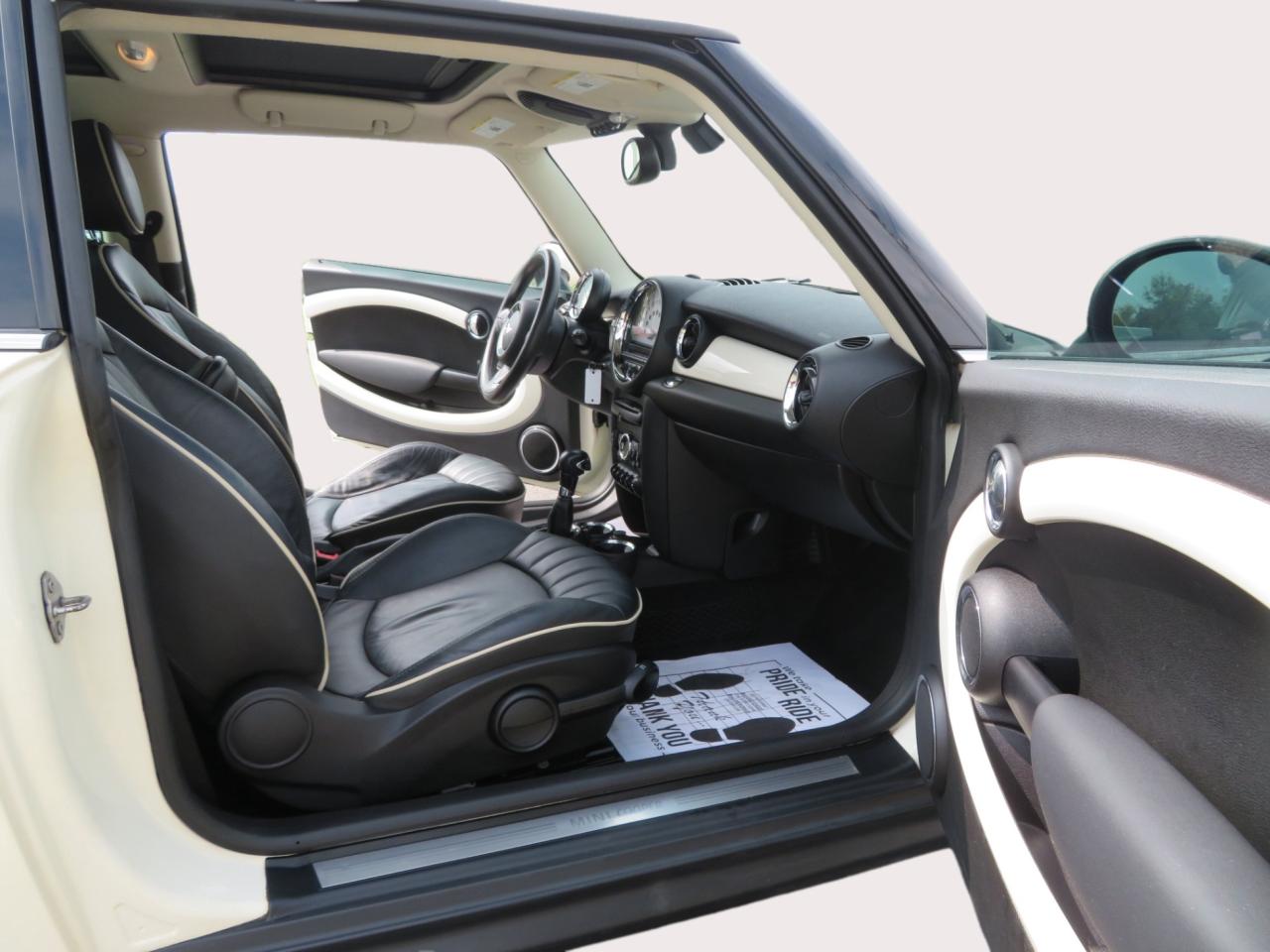 2013 MINI Cooper 2dr Cpe Knightsbridge Classic Photo