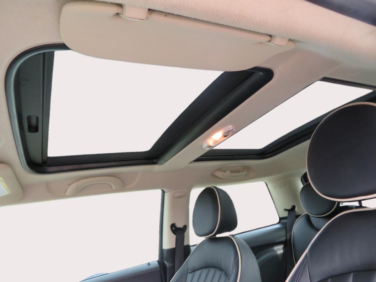 2013 MINI Cooper 2dr Cpe Knightsbridge Classic Photo