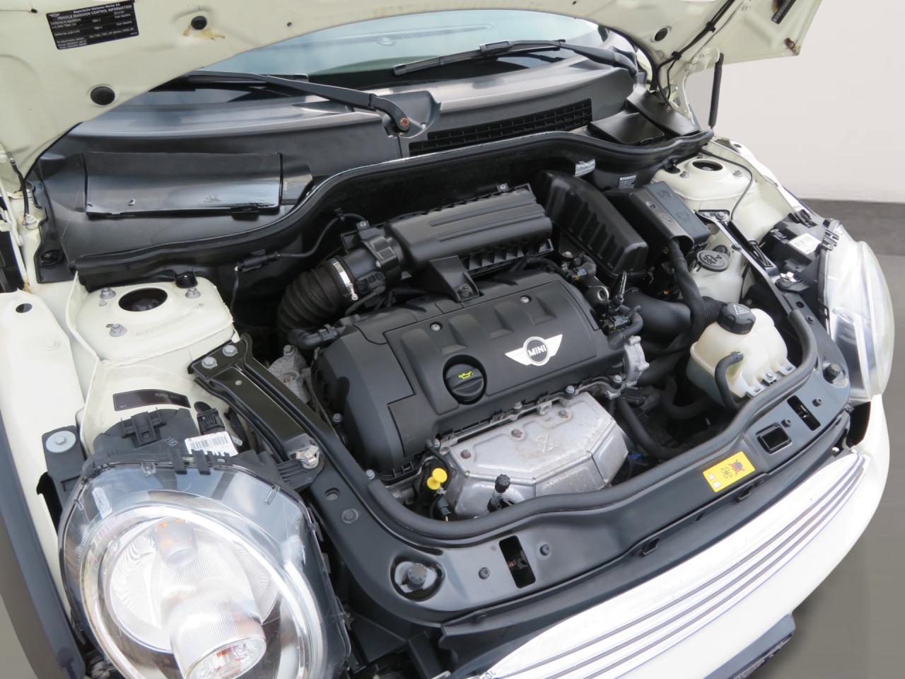 2013 MINI Cooper 2dr Cpe Knightsbridge Classic Photo