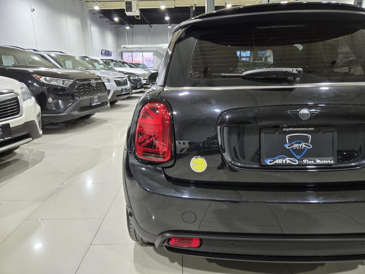 2023 MINI Cooper S COOPER SE Premier Plus PKG Electric Navigation No Photo