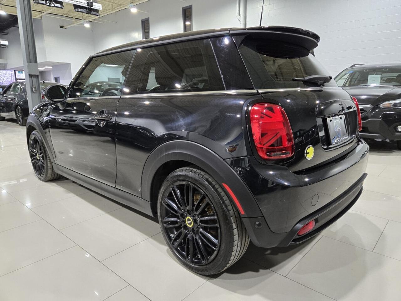 2023 MINI Cooper S COOPER SE Premier Plus PKG Electric Navigation No Photo4