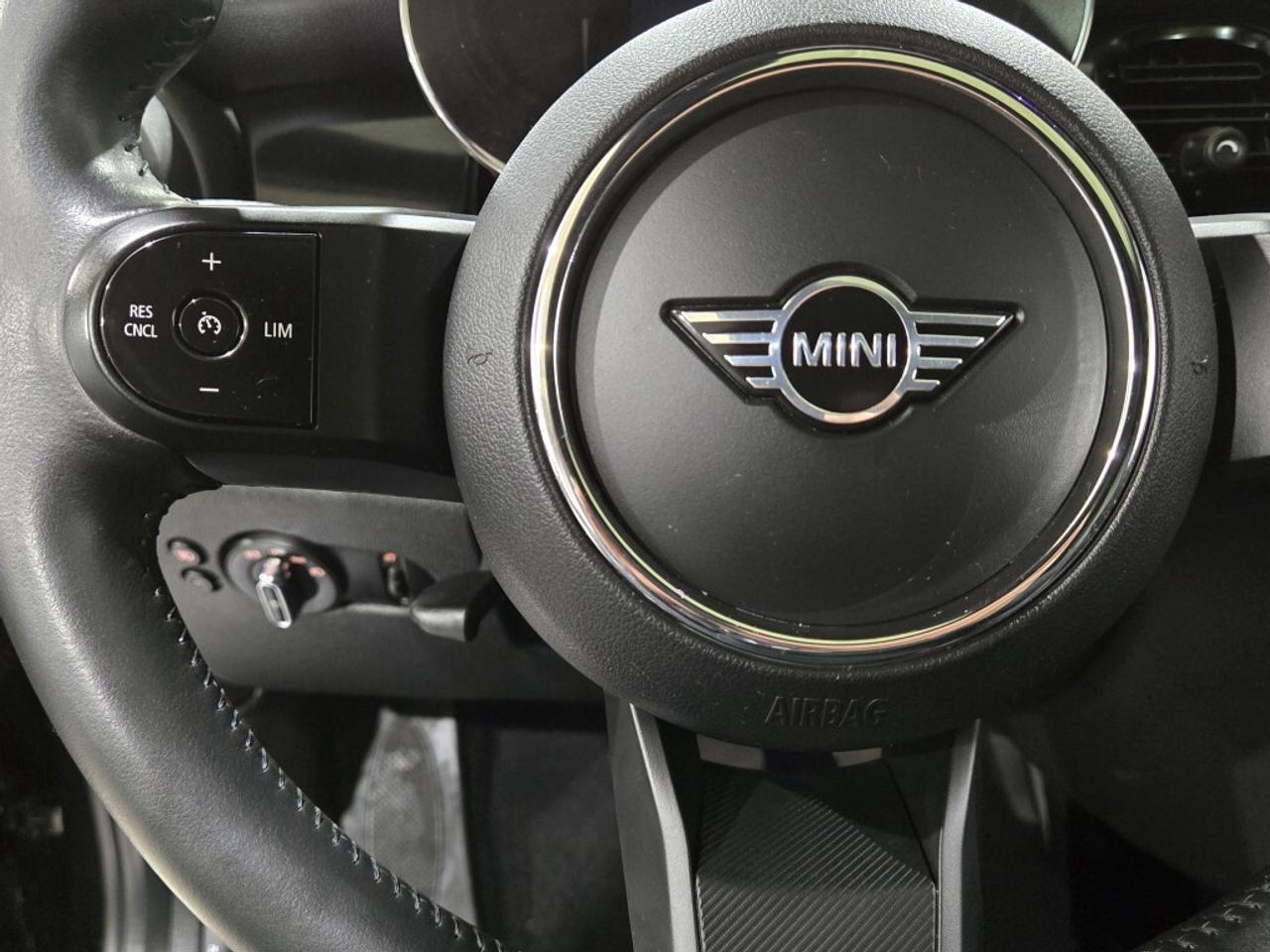 2023 MINI Cooper S COOPER SE Premier Plus PKG Electric Navigation No Photo