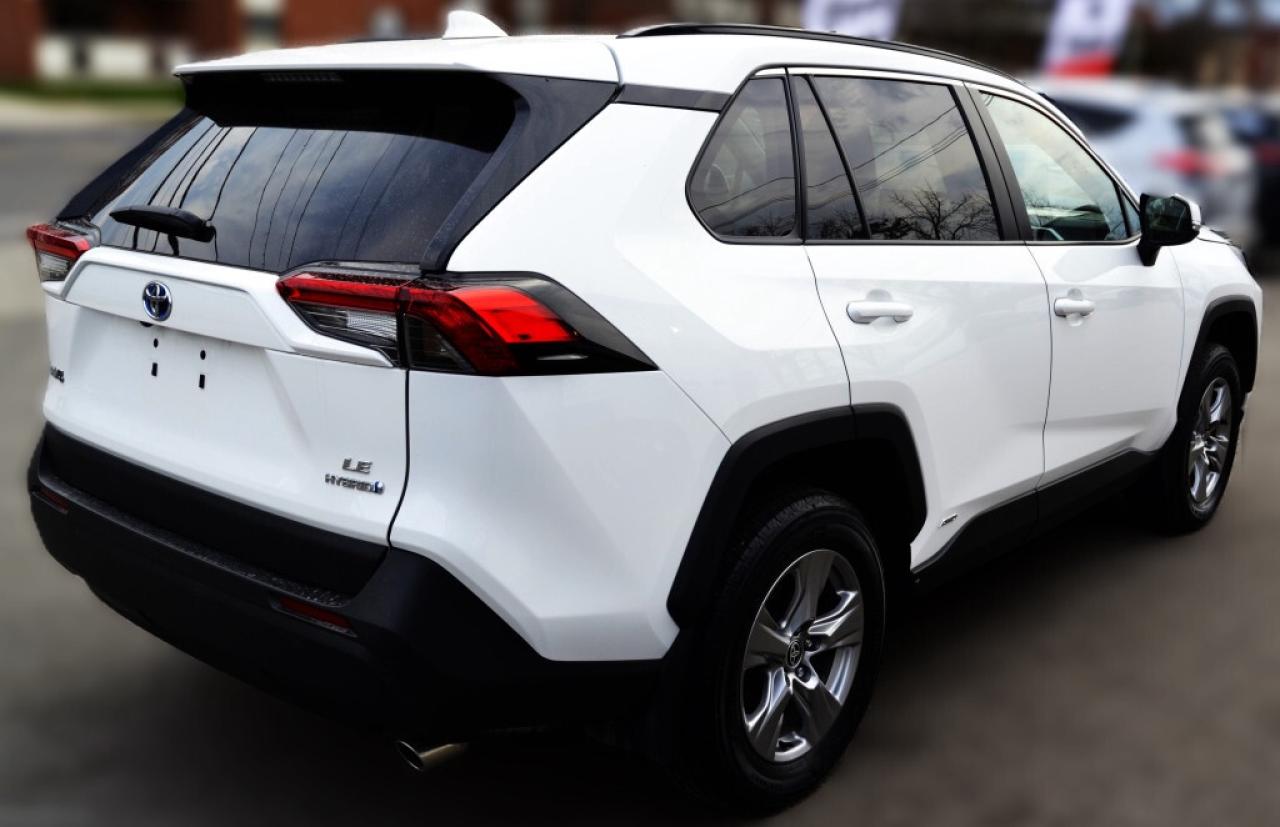 2024 Toyota RAV4 Hybrid HYBRID LE - ALL WHEEL DRIVE Photo4