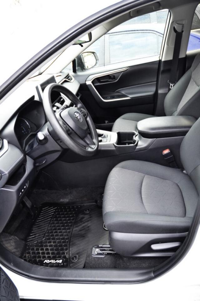 2024 Toyota RAV4 Hybrid HYBRID LE - ALL WHEEL DRIVE Photo