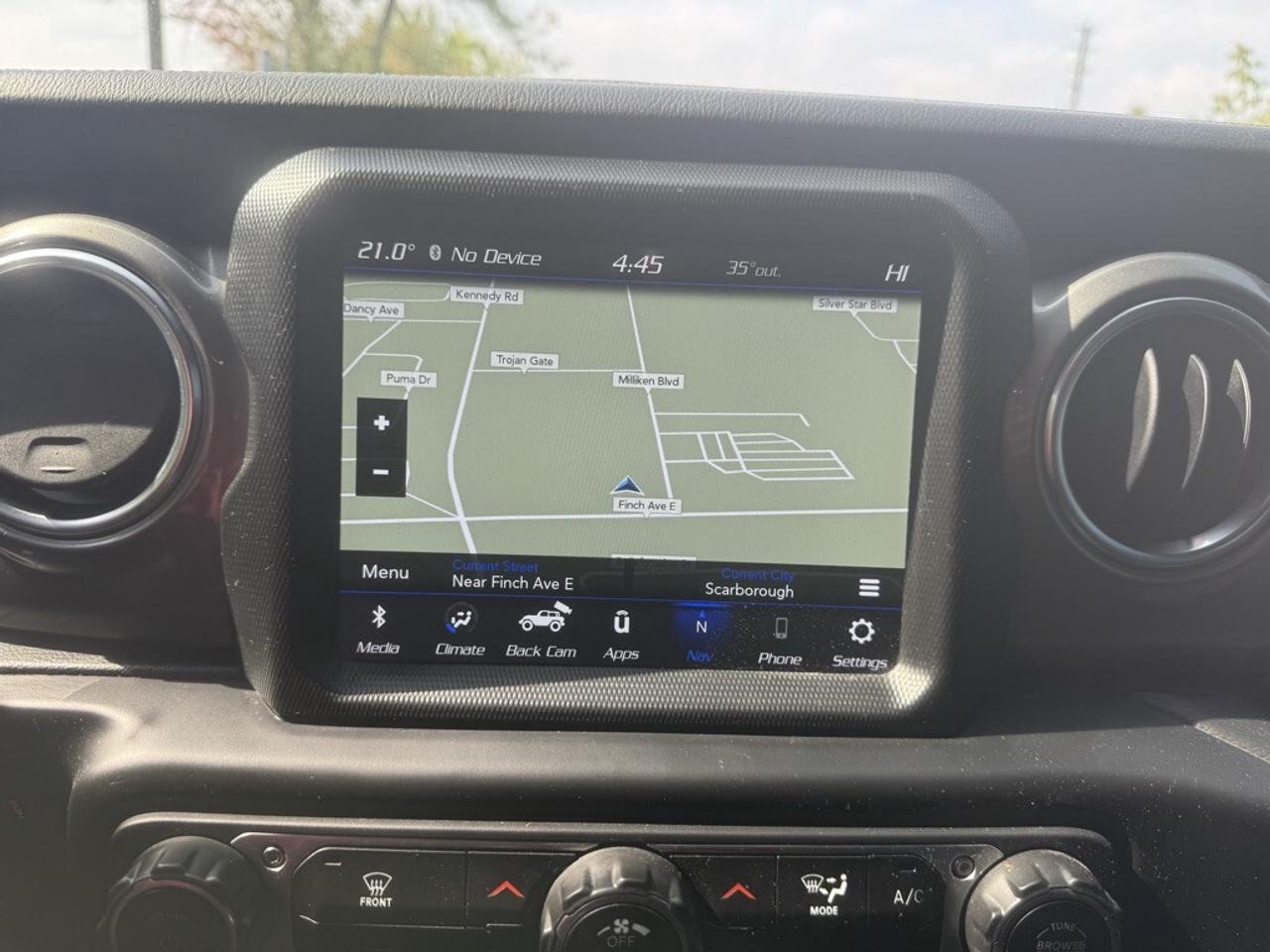 2021 Jeep WRANGLER UNLIMITED Sahara 4dr 4x4 automatics Photo