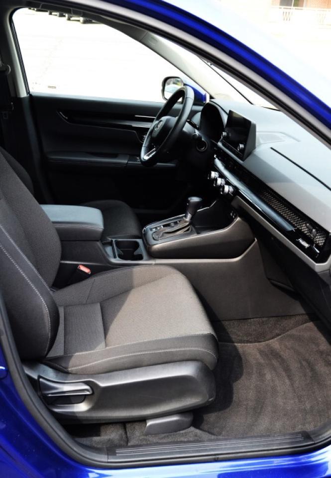 2023 Honda CR-V Sport-B All-wheel Drive Photo